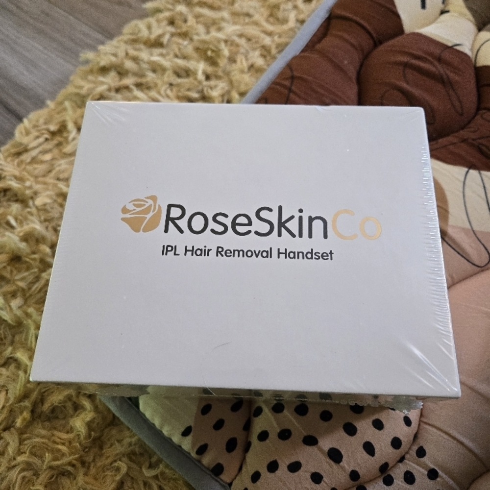 RoseSkinCo IPL Hair Removal Handset